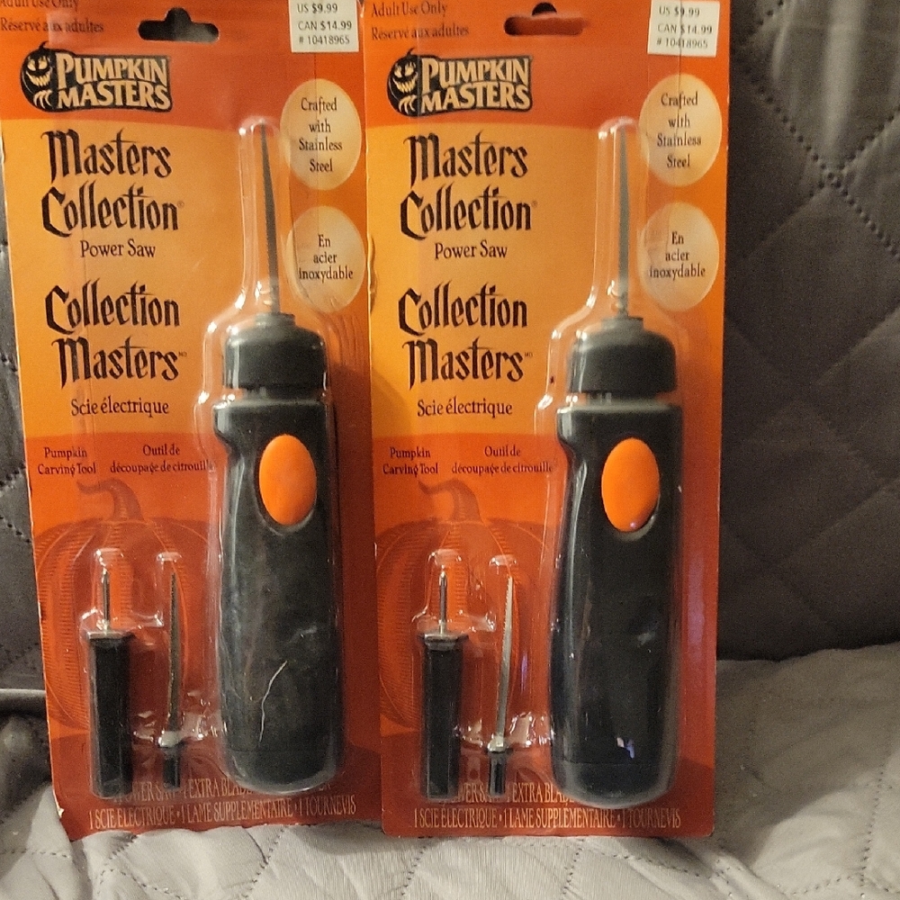 Pumpkin Carver. Set Of 2.